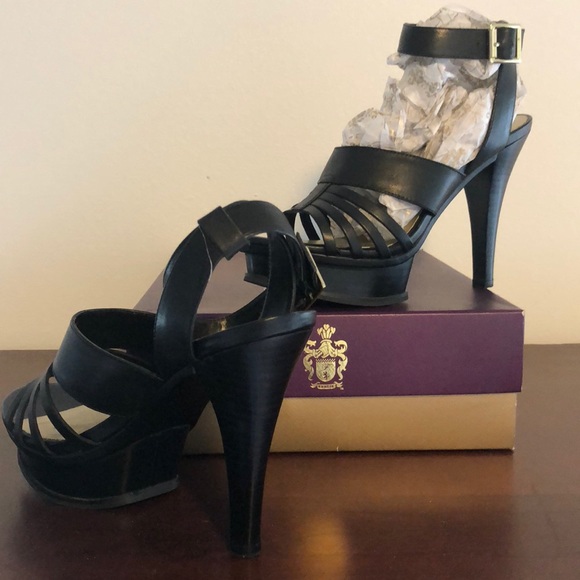 Fergie Black Leather Platform Sandals Sz8 - Picture 7 of 7